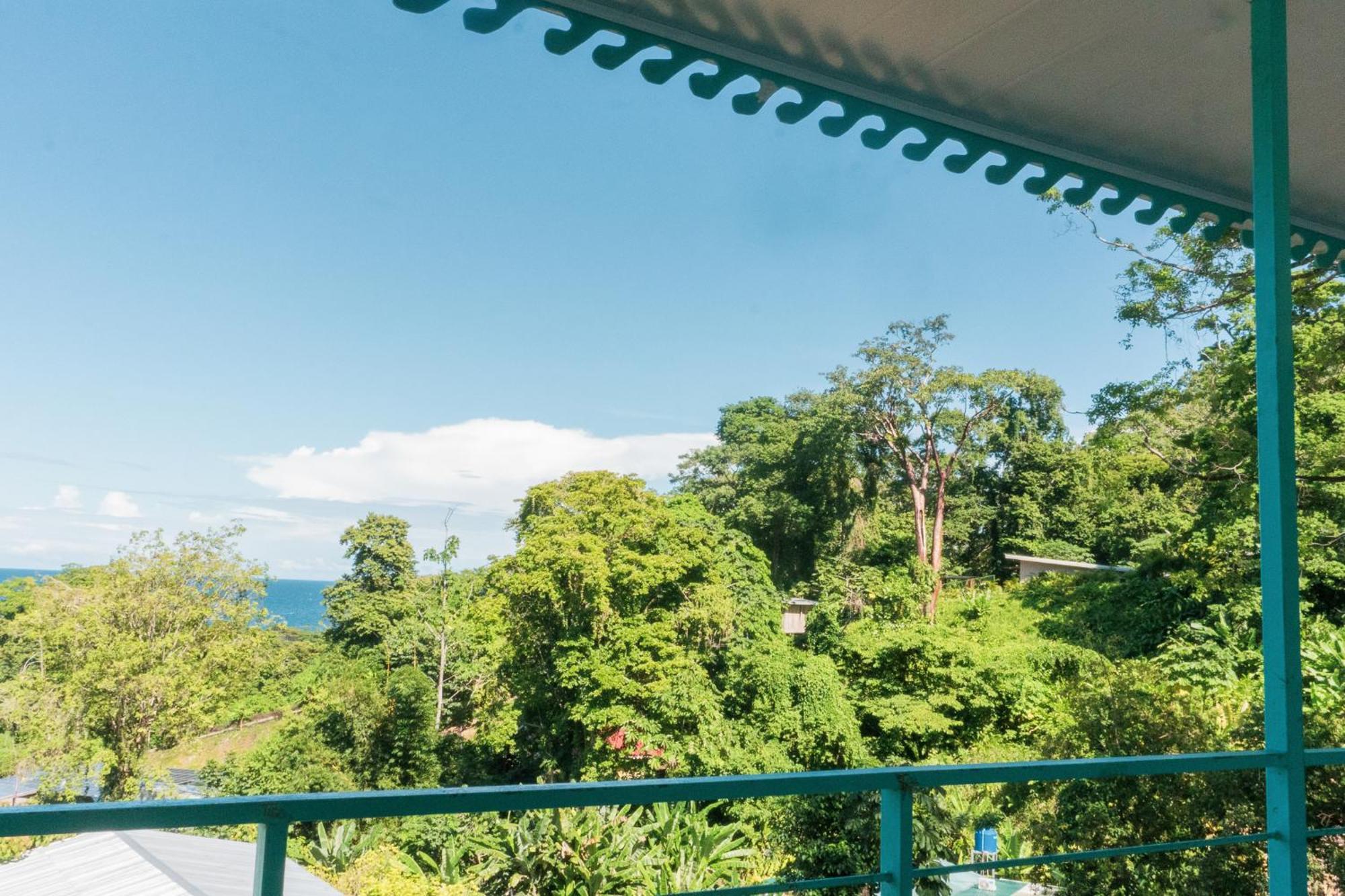 Ocean'S Breeze Apartment And Rooms Puerto Viejo de Talamanca Экстерьер фото