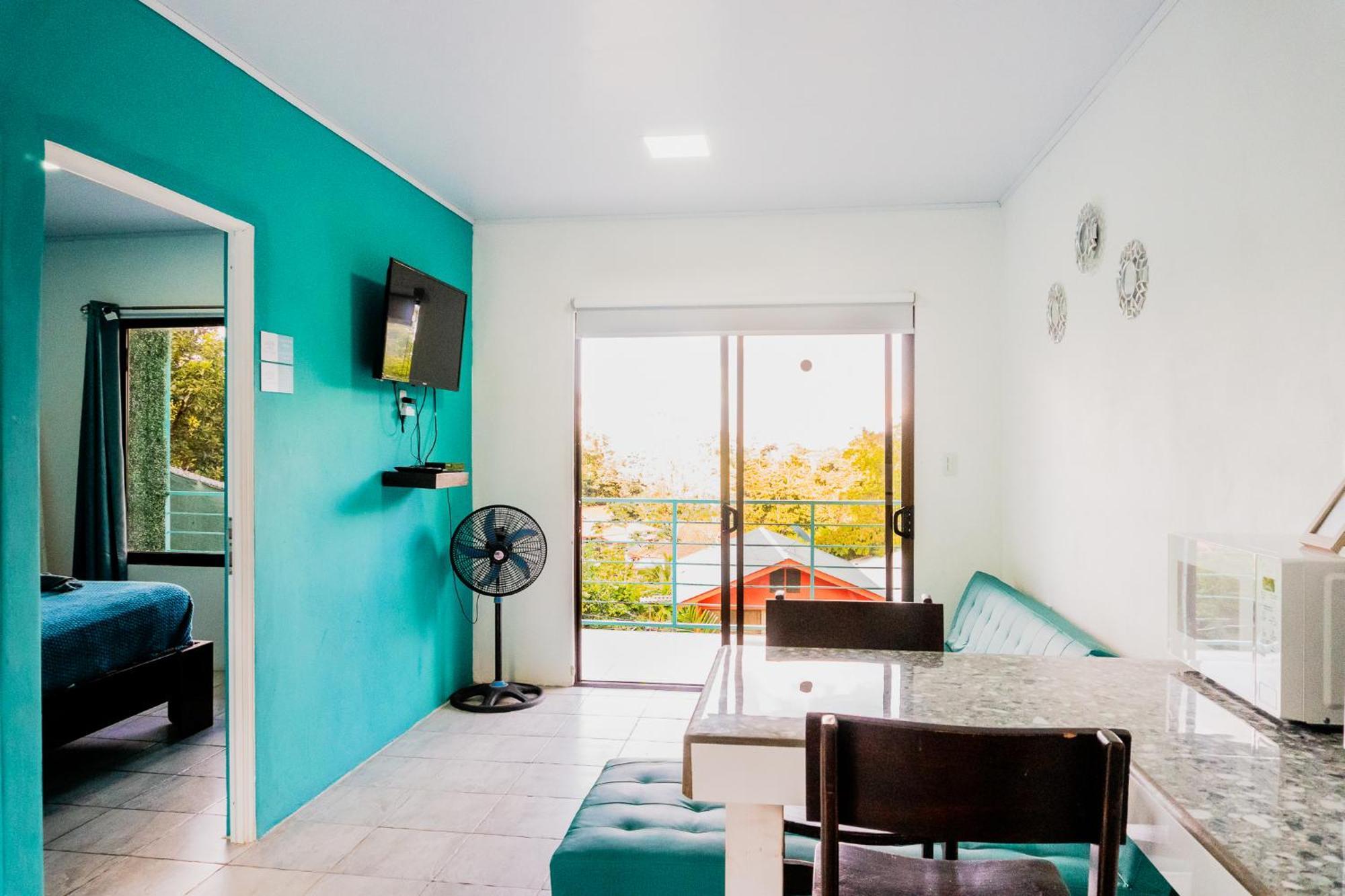 Ocean'S Breeze Apartment And Rooms Puerto Viejo de Talamanca Экстерьер фото
