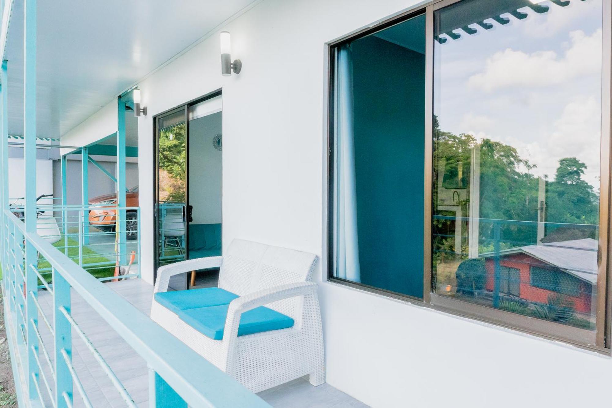Ocean'S Breeze Apartment And Rooms Puerto Viejo de Talamanca Экстерьер фото
