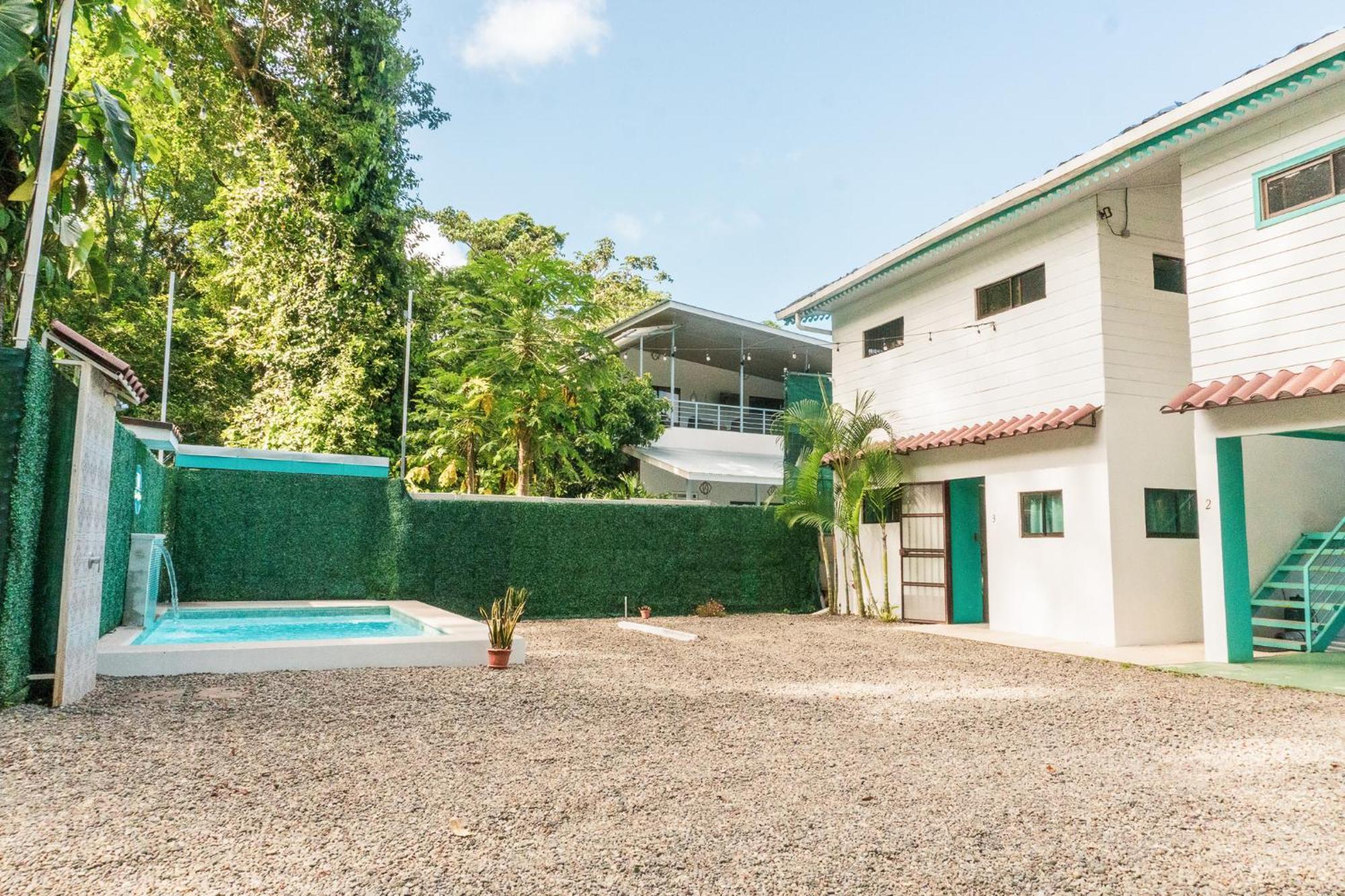 Ocean'S Breeze Apartment And Rooms Puerto Viejo de Talamanca Экстерьер фото